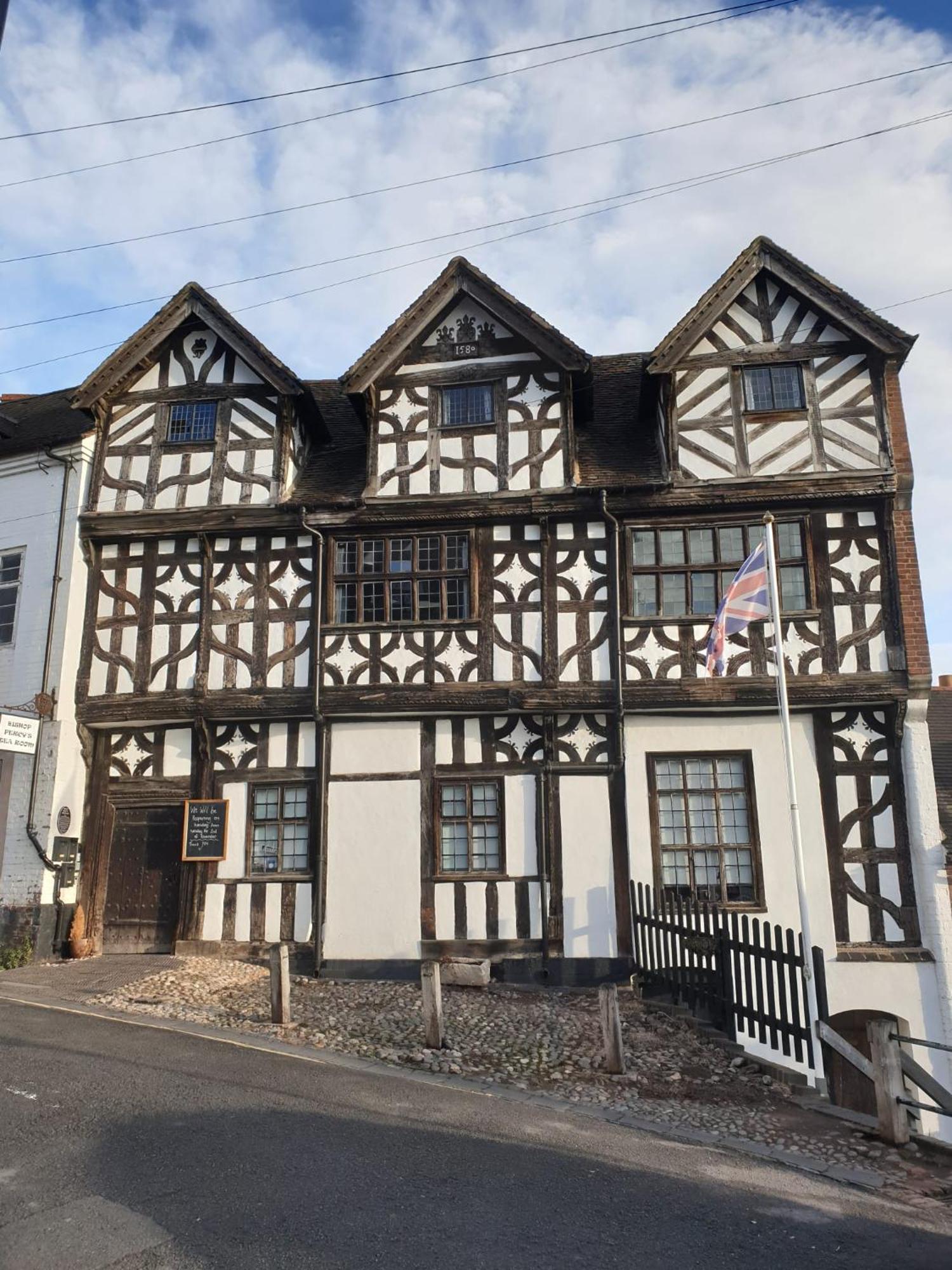 Apartamento Bishop Percys House Bridgnorth Exterior foto